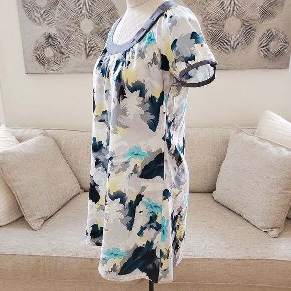 Vertigo Paris Evening Floral Scoop Neck Print Mini Dress Size Sm - Picture 6 of 13